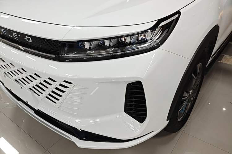 Used EXEED Zhuifeng C-DM 2024 C-DM 1.5TCI 105KM Enjoyment Edition Left Front Headlight