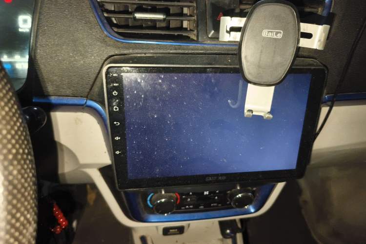 Used Farizon E5 2019 E5L Pure Electric Van with Guoxuan 39.9 kWh Audio And AC Panel
