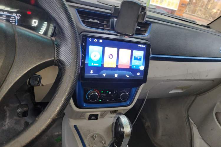 Used Farizon E5 2019 Closed-Body Cargo Van Audio And AC Panel