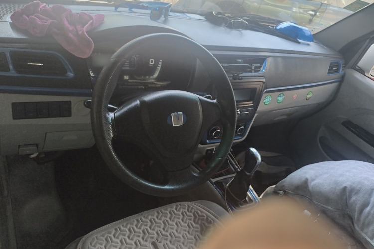 Used Farizon E5 2019 E5L Pure Electric Van with Guoxuan 39.9 kWh Center Console