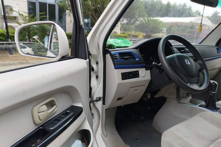 Used Farizon E5 2019 E5L Pure Electric Van with Guoxuan 39.9 kWh Driver Seat