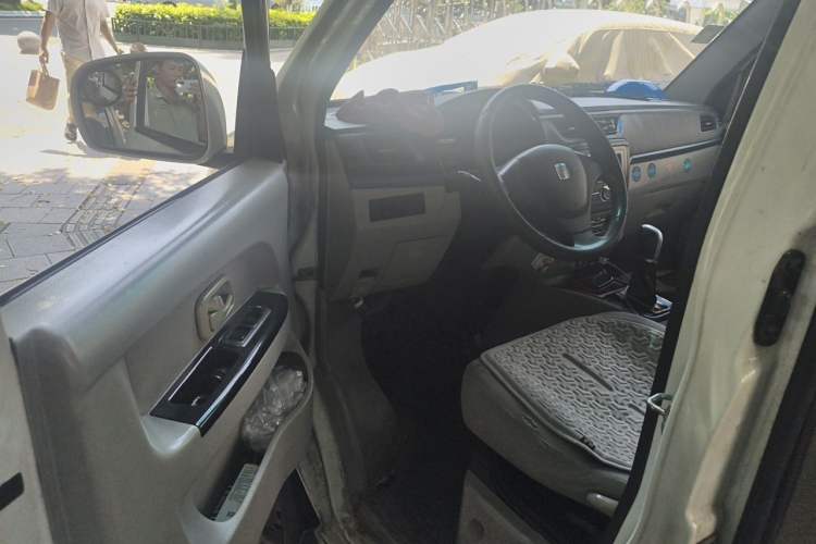 Used Farizon E5 2019 E5L Pure Electric Van with Guoxuan 39.9 kWh Driver Seat