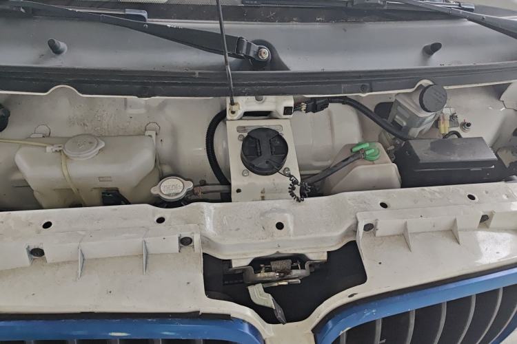 Used Farizon E5 2019 E5L Pure Electric Van with Guoxuan 39.9 kWh Engine Bay