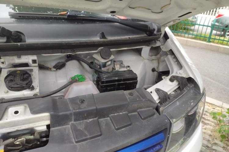 Used Farizon E5 2019 E5L Pure Electric Van with 41.86 kWh from Ningde Engine Bay Left