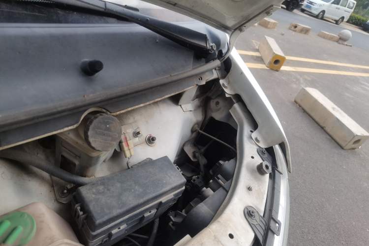 Used Farizon E5 2019 E5L Pure Electric Van with Guoxuan 39.9 kWh Engine Bay Left