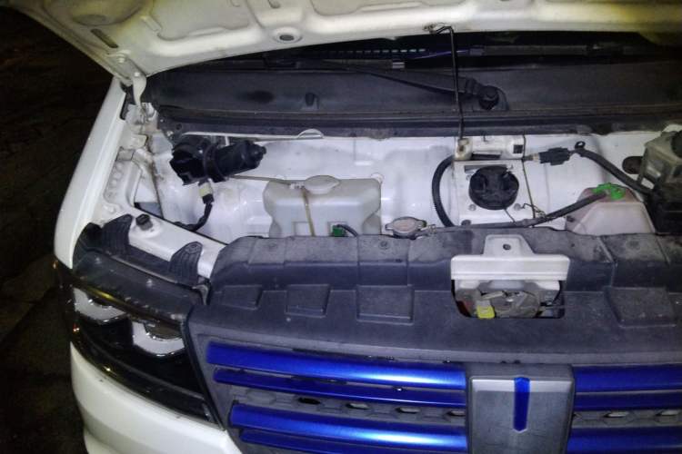 Used Farizon E5 2019 E5L Pure Electric Van with Guoxuan 39.9 kWh Engine Bay Right
