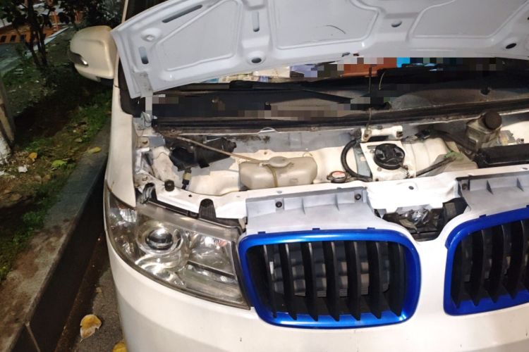 Used Farizon E5 2019 E5L Pure Electric Van with Guoxuan 39.9 kWh Engine Bay Right