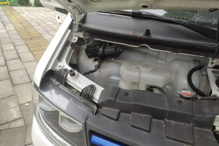 Used Farizon E5 2019 E5L Pure Electric Van with 41.86 kWh from Ningde Engine Bay Right