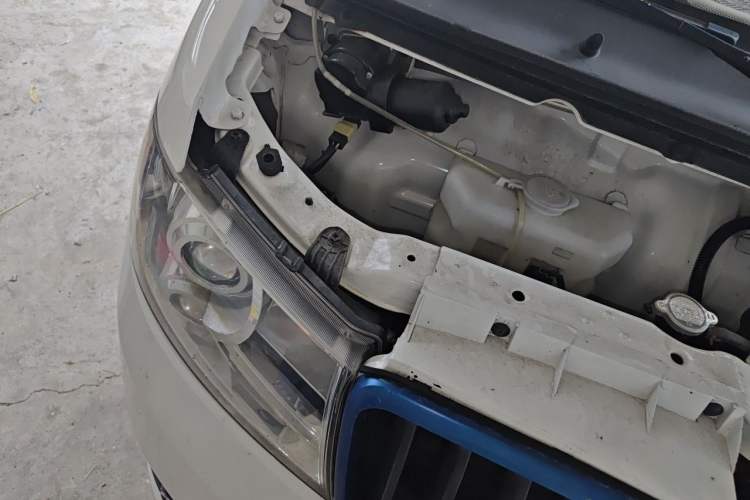 Used Farizon E5 2019 E5L Pure Electric Van with Guoxuan 39.9 kWh Engine Bay Right