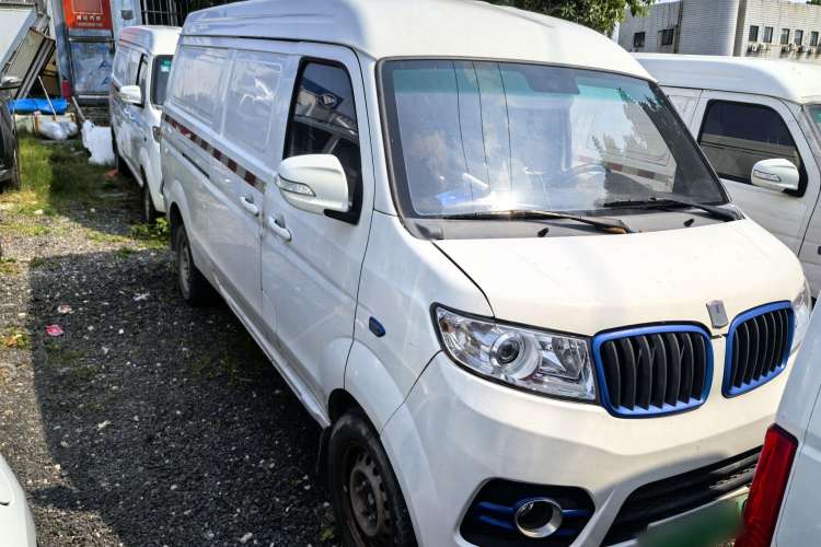 Used Farizon E5 2019 E5L Pure Electric Van with Guoxuan 39.9 kWh Exterior 1