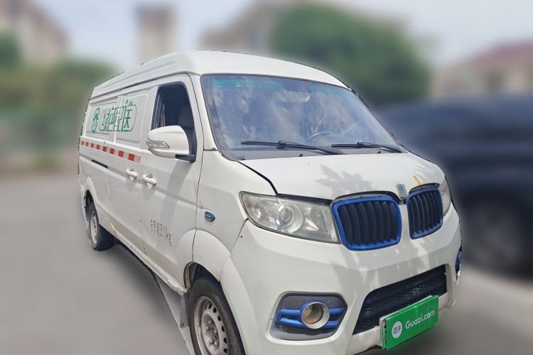 Used Farizon E5 2019 E5L Pure Electric Van with Guoxuan 39.9 kWh Front Right 45 Deg