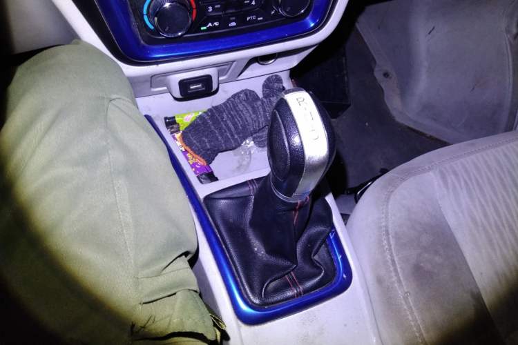 Used Farizon E5 2019 E5L Pure Electric Van with Guoxuan 39.9 kWh Gear Lever