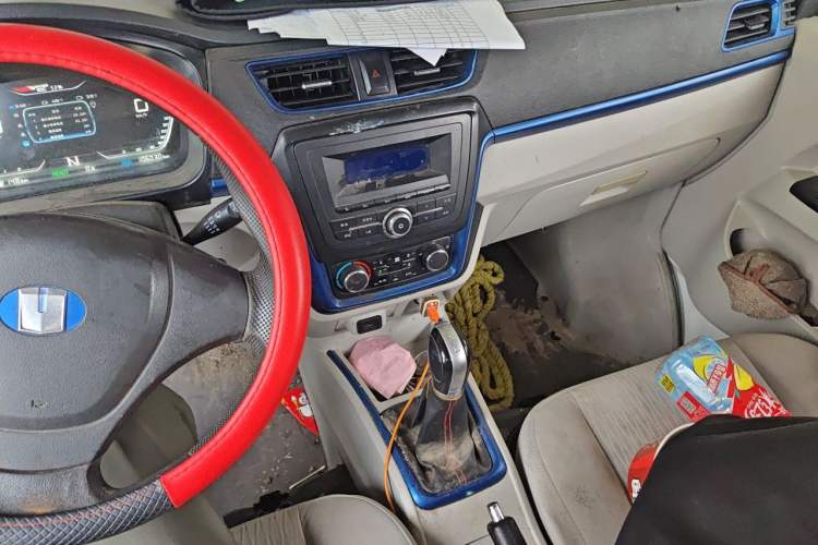 Used Farizon E5 2019 E5L Pure Electric Van with Guoxuan 39.9 kWh Gear Lever
