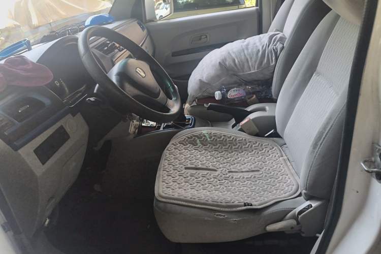 Used Farizon E5 2019 E5L Pure Electric Van with Guoxuan 39.9 kWh Left Front Seat