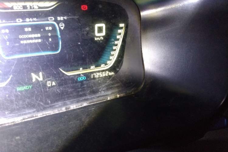 Used Farizon E5 2019 E5L Pure Electric Van with Guoxuan 39.9 kWh Odometer Close Up