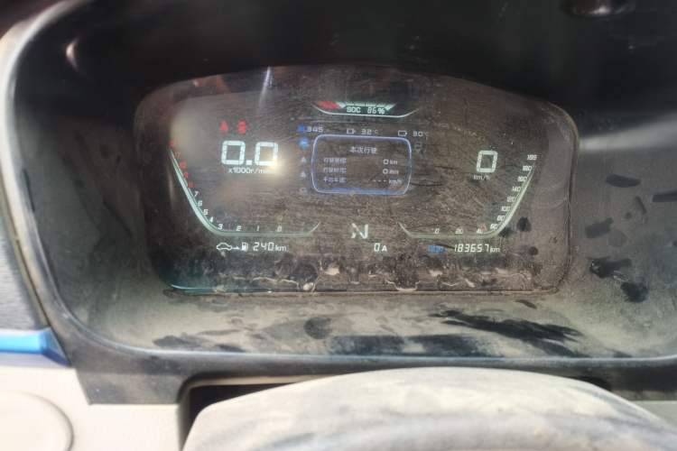Used Farizon E5 2019 E5L Pure Electric Van with Guoxuan 39.9 kWh Odometer Close Up