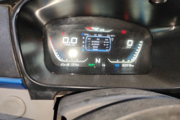 Used Farizon E5 2019 Closed-Body Cargo Van Odometer Close Up