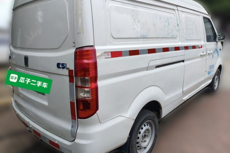 Used Farizon E5 2019 E5L Pure Electric Van with Guoxuan 39.9 kWh Rear Right 45 Deg