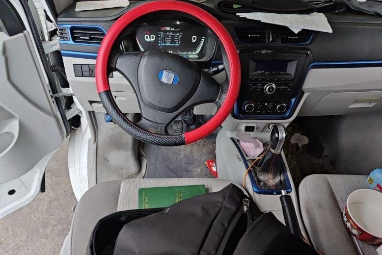 Used Farizon E5 2019 E5L Pure Electric Van with Guoxuan 39.9 kWh Steering Wheel