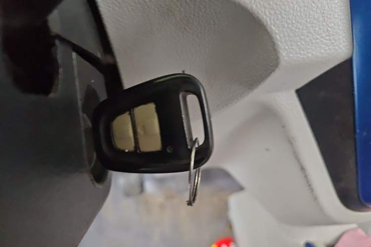 Used Farizon E5 2019 E5L Pure Electric Van with Guoxuan 39.9 kWh Vehicle Key