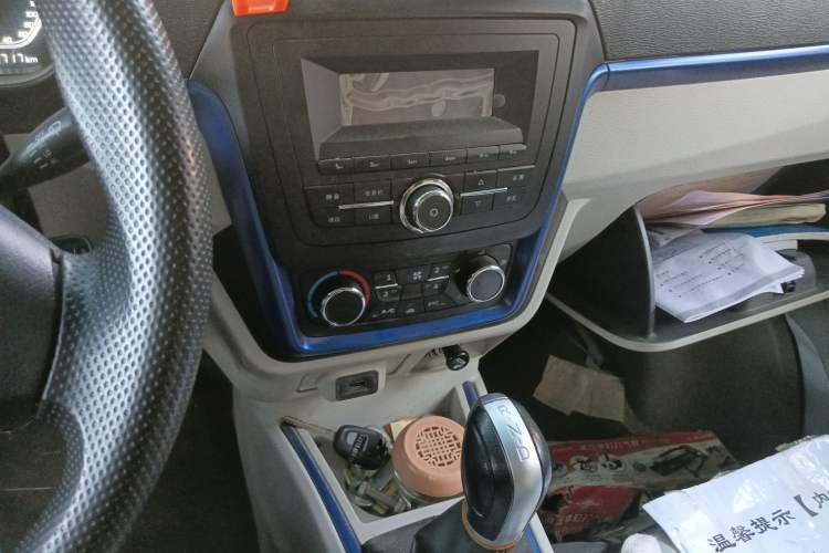 Used Farizon E5 2022 E5L Pure Electric Van with Guoxuan 39.9 kWh Audio And AC Panel