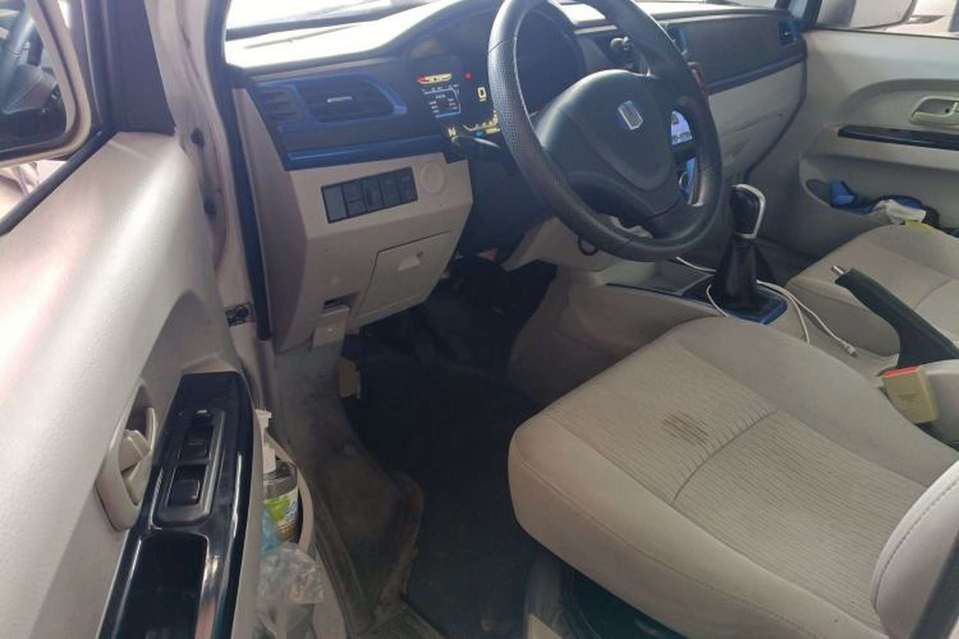 Used Farizon E5 2022 E5L Pure Electric Van with Guoxuan 39.9 kWh Driver Seat