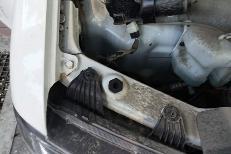 Used Farizon E5 2022 E5L Pure Electric Van with Guoxuan 39.9 kWh Engine Bay Right
