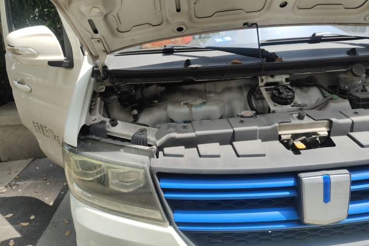 Used Farizon E5 2022 E5L Pure Electric Van with Guoxuan 39.9 kWh Engine Bay Right