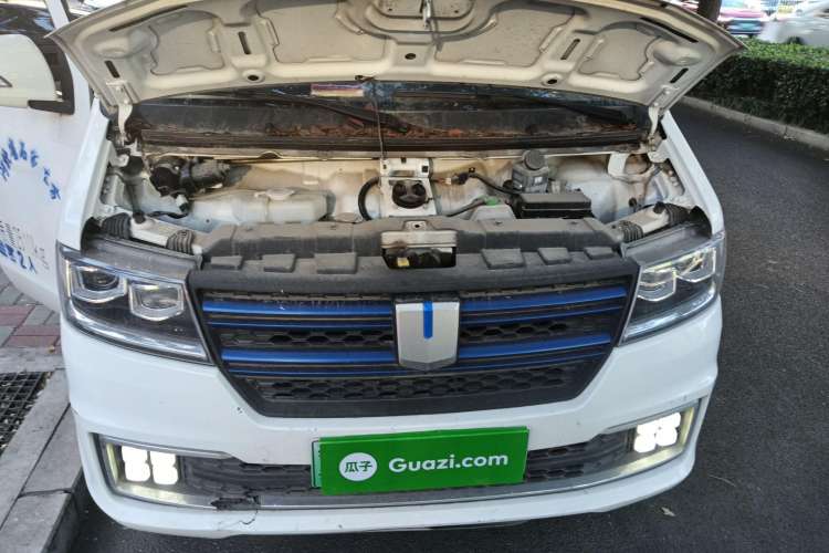 Used Farizon E5 2022 E5L Pure Electric Van with Guoxuan 39.9 kWh Engine Bay