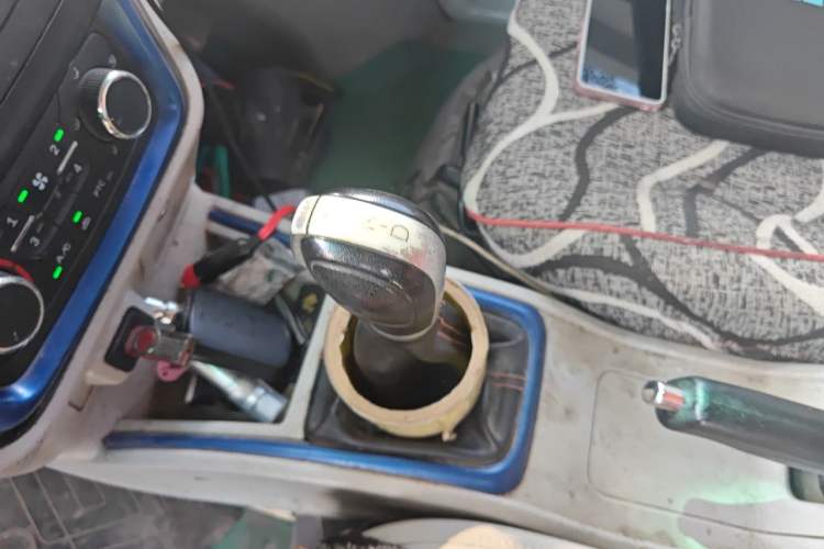 Used Farizon E5 2022 E5L Pure Electric Van with Guoxuan 39.9 kWh Gear Lever