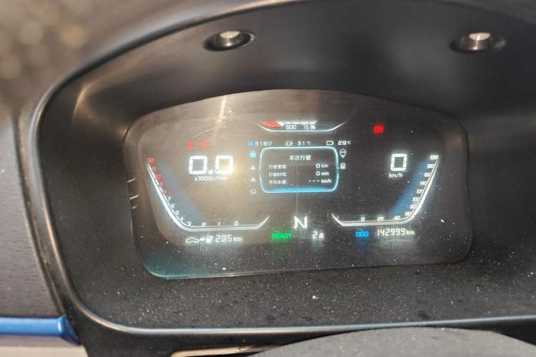 Used Farizon E5 2022 E5L Pure Electric Van with Guoxuan 39.9 kWh Instrument Cluster