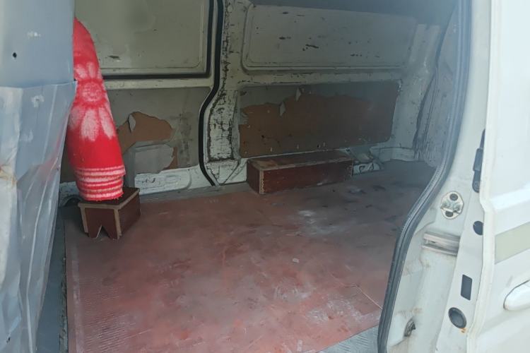 Used Farizon E5 2022 E5L Pure Electric Van with Guoxuan 39.9 kWh Left Rear Seat