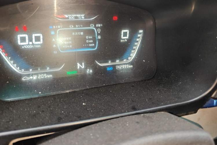 Used Farizon E5 2022 E5L Pure Electric Van with Guoxuan 39.9 kWh Odometer Close Up