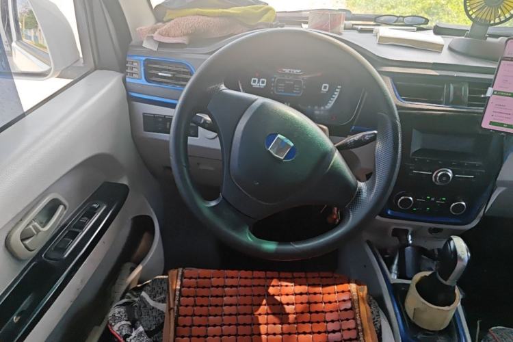 Used Farizon E5 2022 E5L Pure Electric Van with Guoxuan 39.9 kWh Steering Wheel