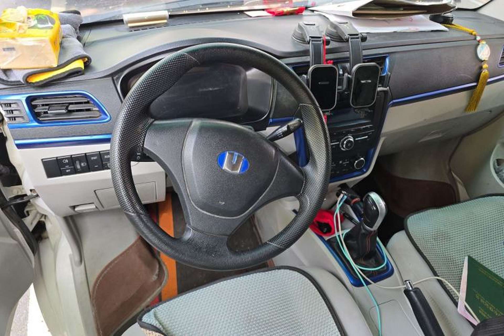 Used Farizon E5 2022 E5L Pure Electric Van with Guoxuan 39.9 kWh Steering Wheel