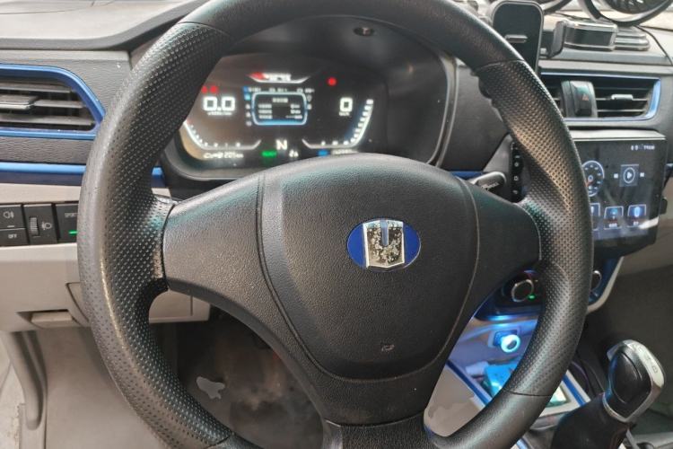Used Farizon E5 2022 E5L Pure Electric Van with Guoxuan 39.9 kWh Steering Wheel