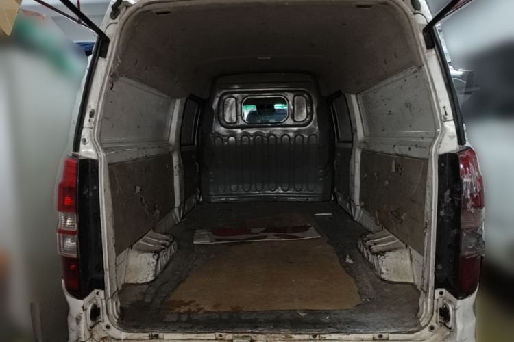 Used Farizon E5 2022 E5L Pure Electric Van with Guoxuan 39.9 kWh Trunk
