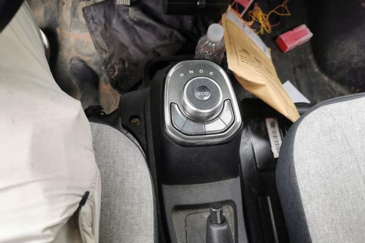 Used Farizon Fengrui 2022 F3E Flatbed Truck Ningde 55.7 kWh Gear Lever