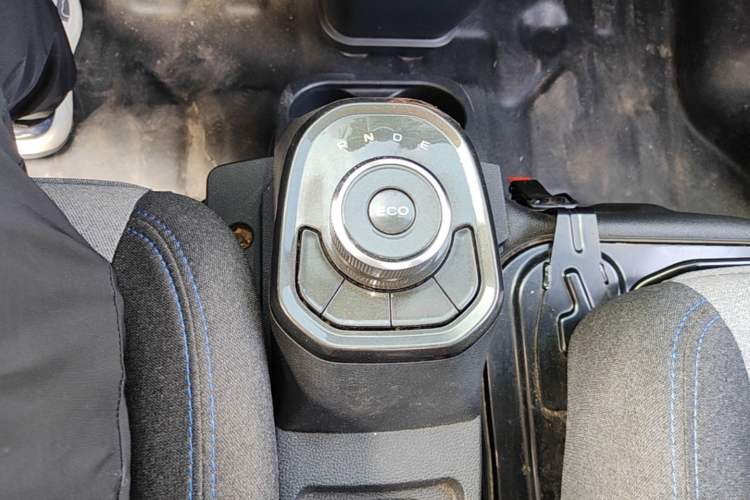 Used Farizon Fengrui 2023 F3E Flatbed Truck Ningde 55.7 kWh Gear Lever