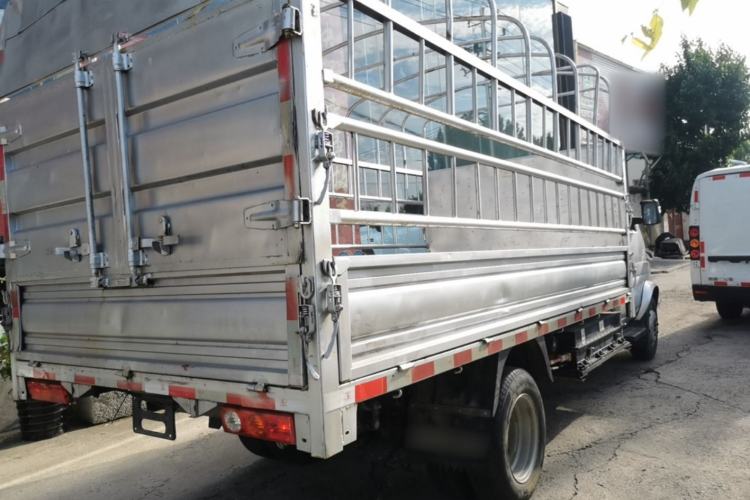 Used Farizon Fengrui 2023 F3E Side-Board Truck with Guoxuan 57.6 kWh Battery Rear Right 45 Deg
