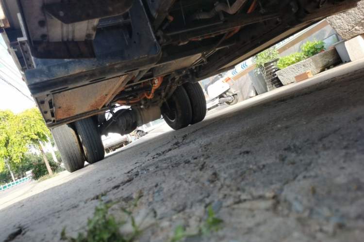 Used Farizon Fengrui 2023 F3E Side-Board Truck with Guoxuan 57.6 kWh Battery Right Side Sill