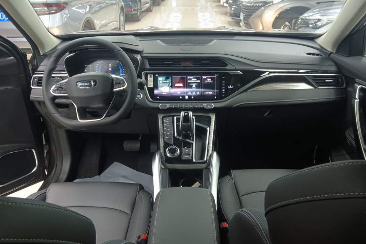 Used Farizon FX 2021 1.8T Smart Connect 5-Seater Interior 2