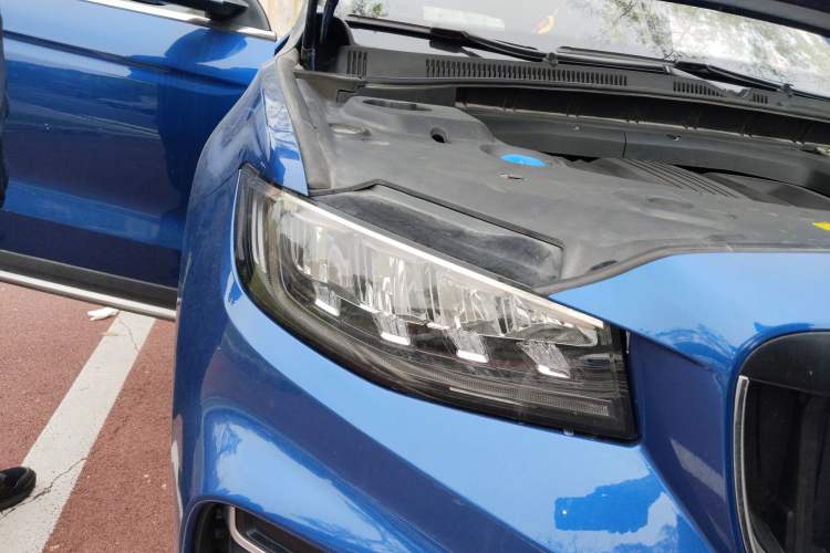 Used Farizon FX 2020 1.8T Smart Edition 4-Seater Right Front Headlight