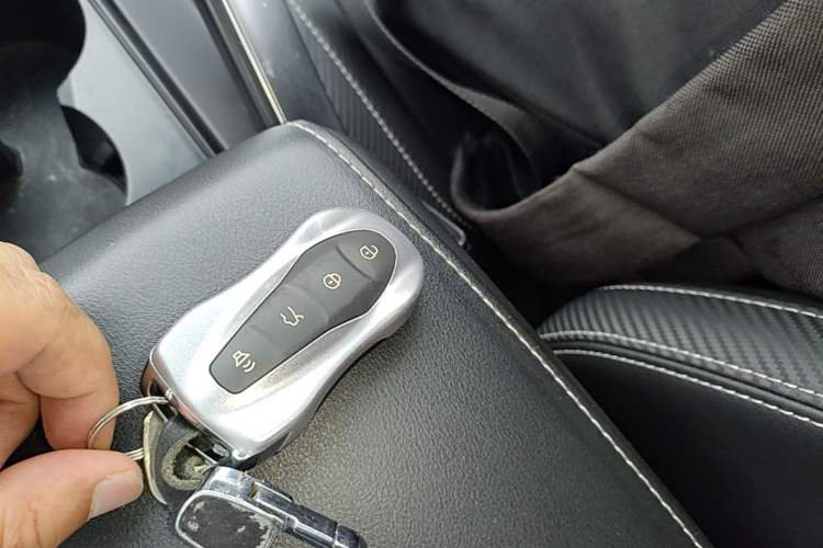 Used Farizon FX 2020 1.8T Smart Connect Edition 4 Seats Vehicle Key