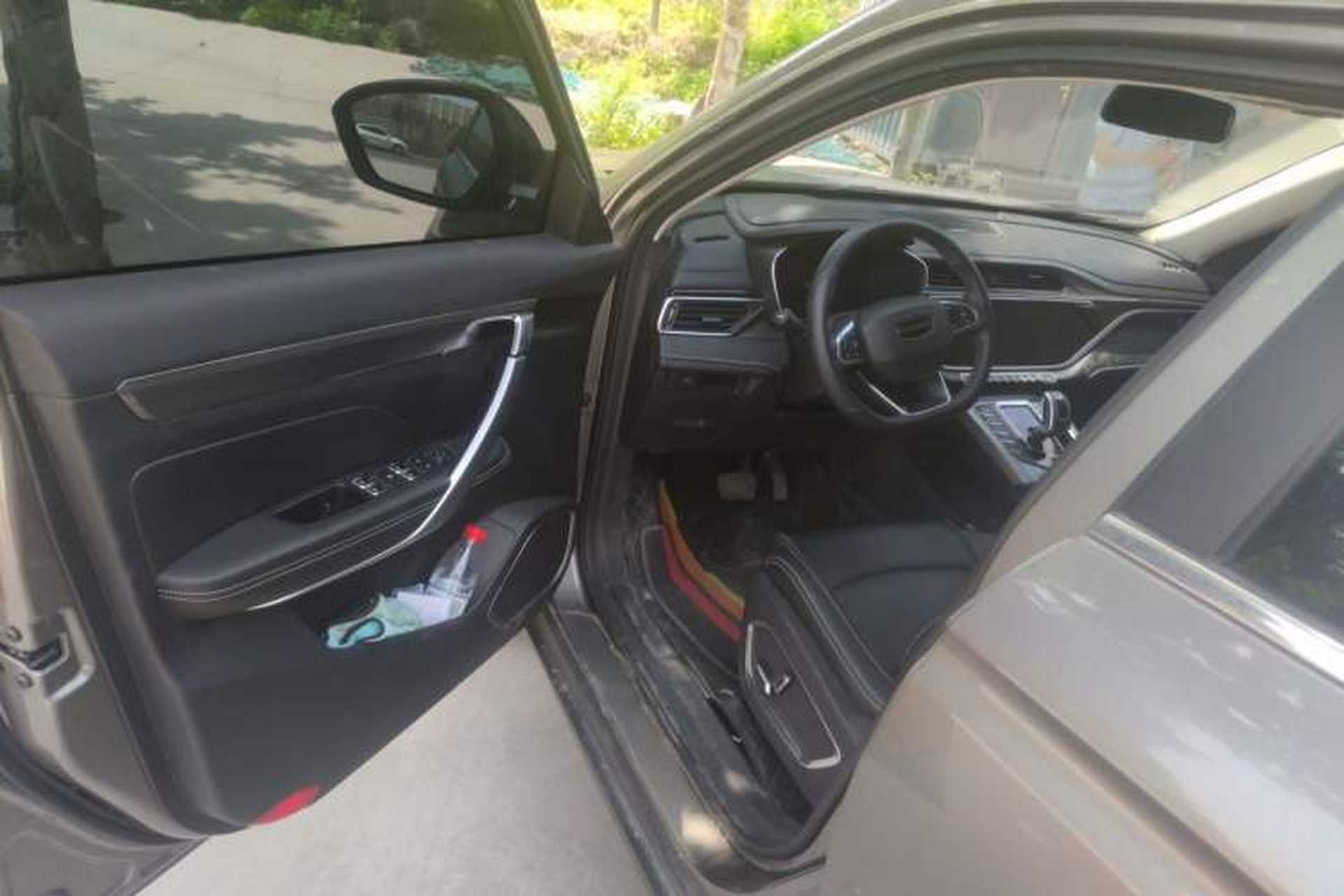 Used Farizon FX 2021 1.8T Smart Connect 5-Seater Driver Seat