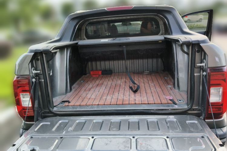 Used Farizon FX 2021 1.8T Smart Edition 5-seater Trunk