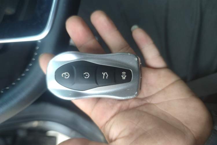 Used Farizon FX 2021 1.8T Smart Connect 5-Seater Vehicle Key