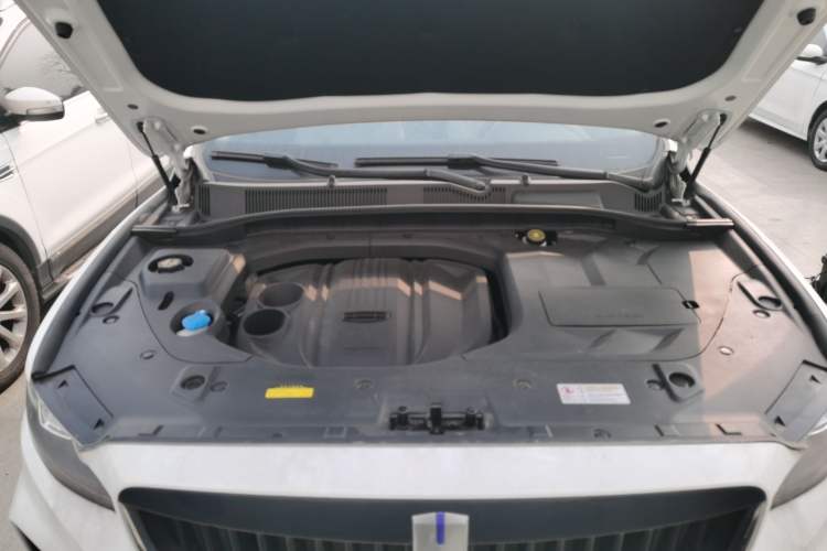 Used Farizon FX 2021 1.8T Smart Connect 5-Seater Engine Bay