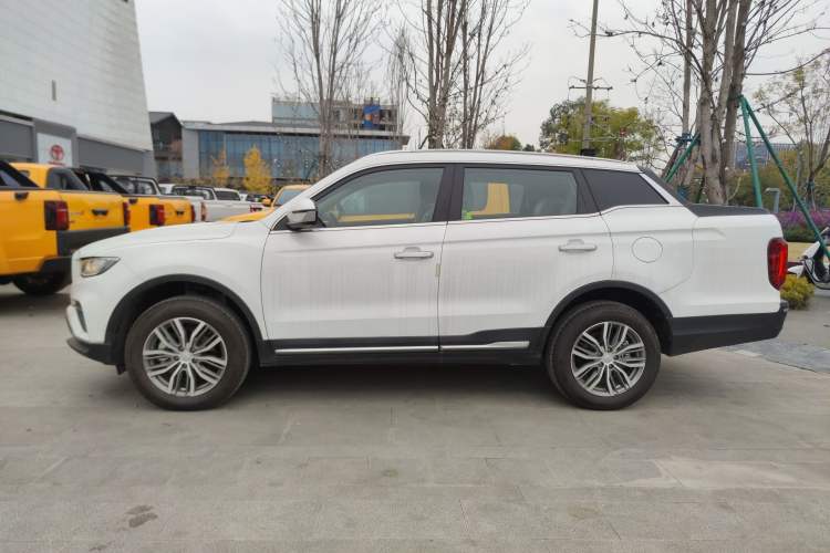 Used Farizon FX 2021 1.8T Smart Connect 5-Seater Exterior 3