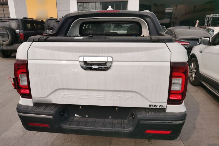 Used Farizon FX 2021 1.8T Smart Connect 5-Seater Exterior 4